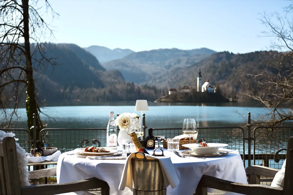 Adora restaurant